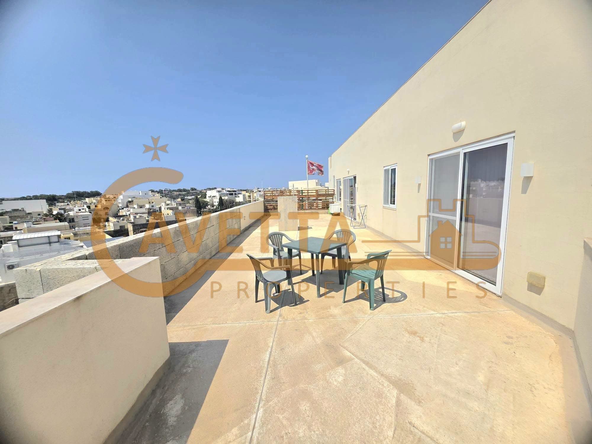 2-Bedroom Penthouse for Rent in Qrendi — photo 1 of 10